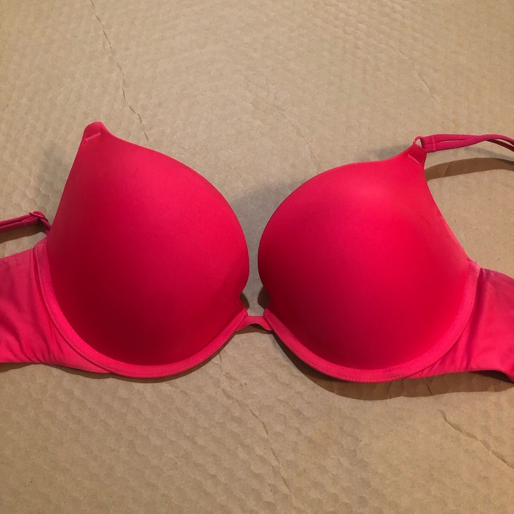 Victoria’s Secret Hot Pink Bra